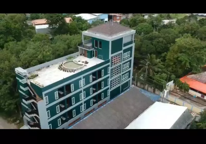Hotel Le'da Private