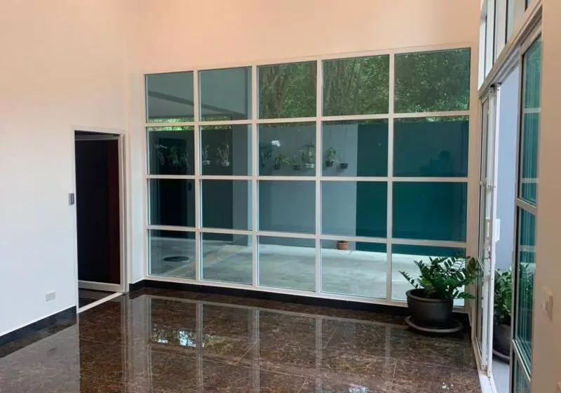 Hotel Le'da Private