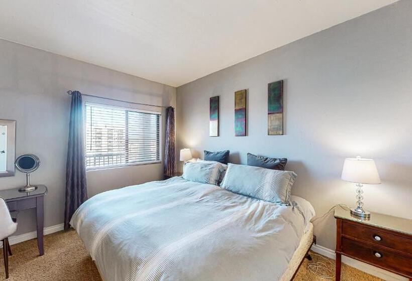 Otel Sand & Sea: Paradise On The Prom