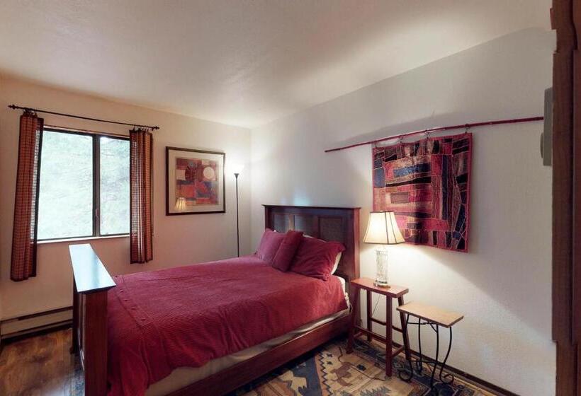 فندق Shaver Haven Condominium