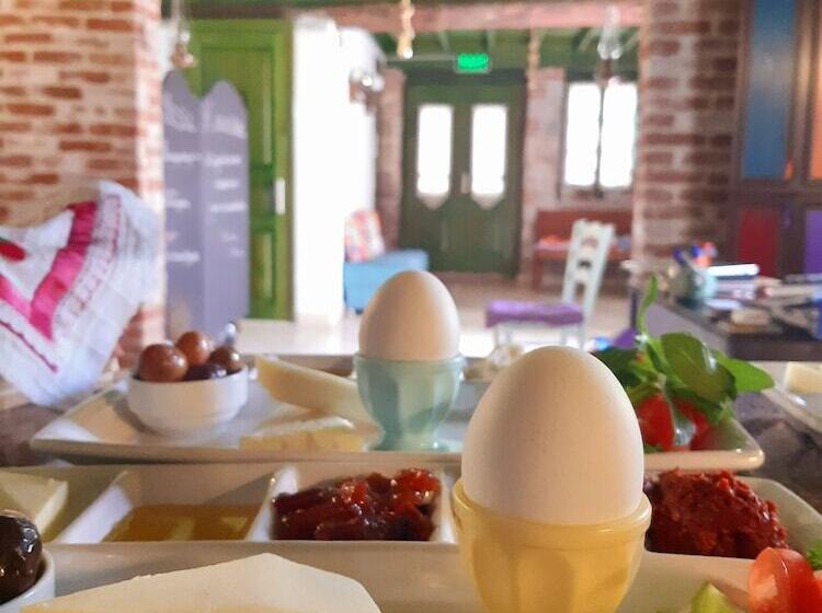 هتل Yesil Konak Ayvalik