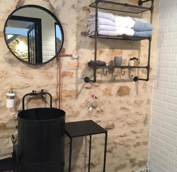 پانسیون A L Orée De La Forêt