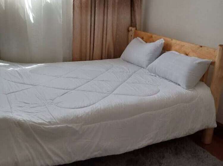 هتل Aj's The Ranch