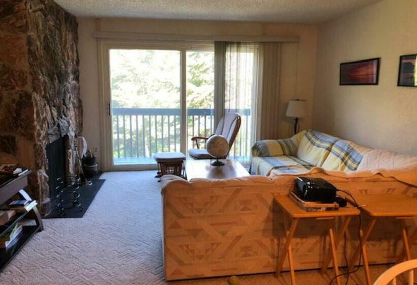 فندق Alyeska Adventure