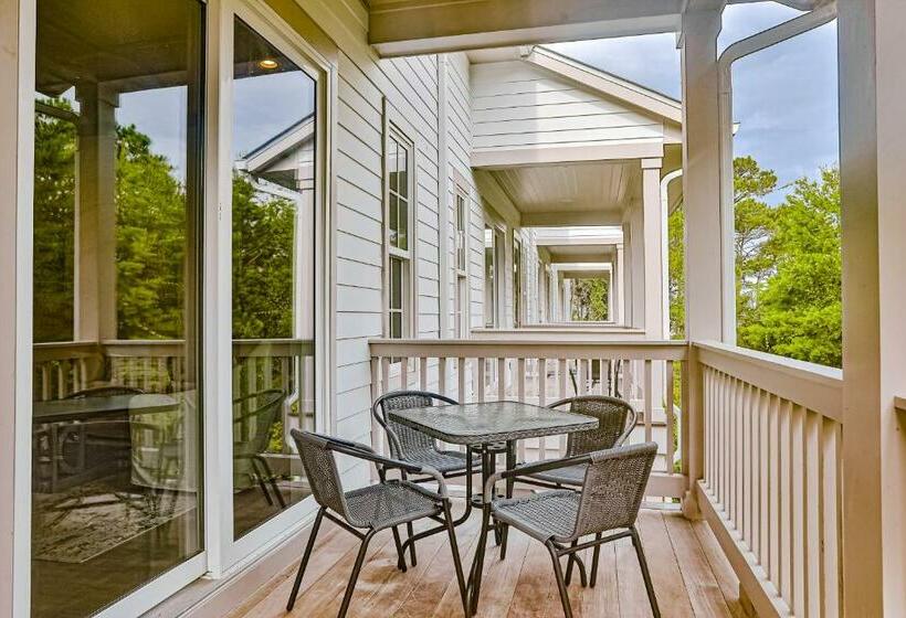 Hotelli Azure 30a 2201