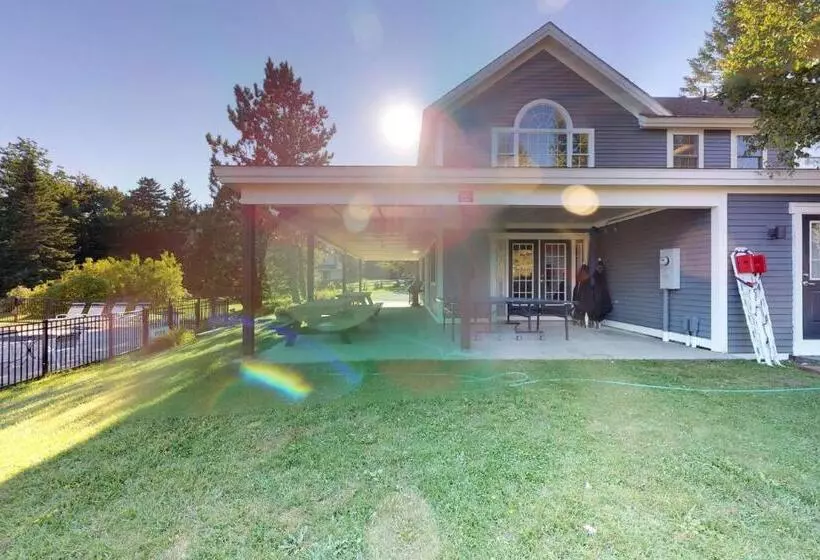 ホテル Bromley Mountain Condo