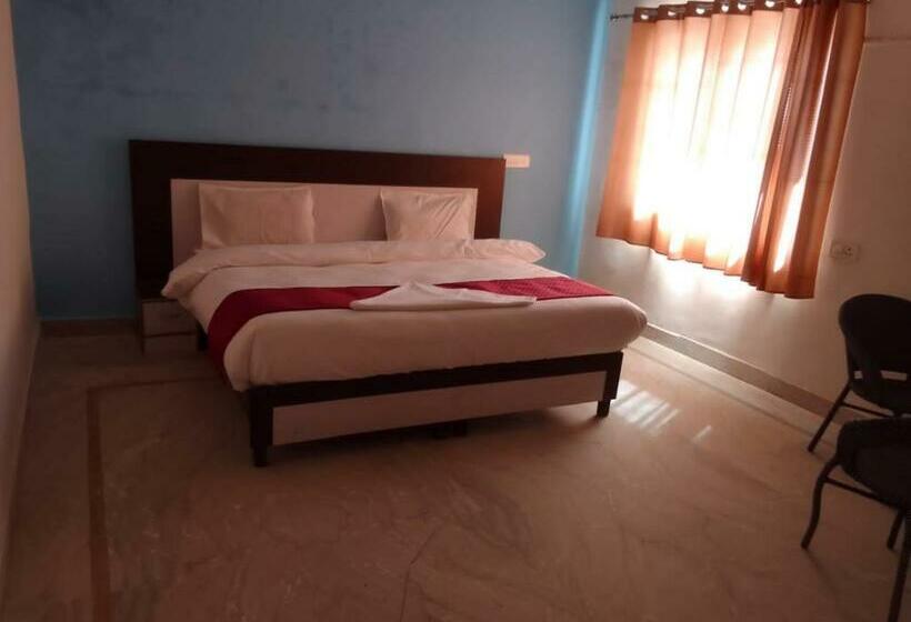 Hotel Rajvanshi By Grb