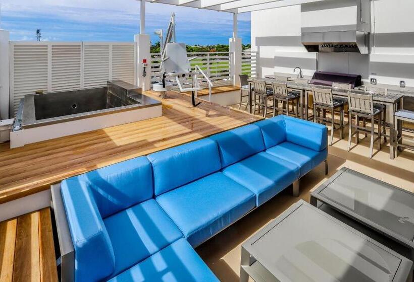 Отель The Heart Of Naples