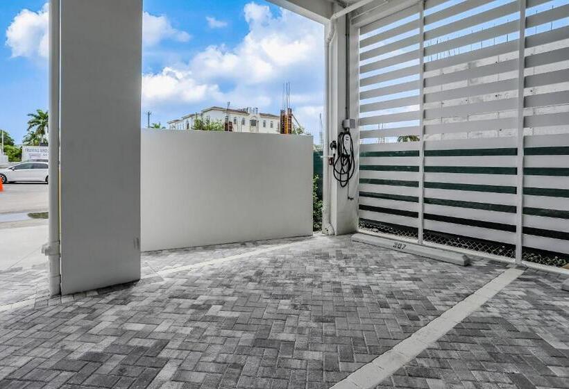 Отель The Heart Of Naples