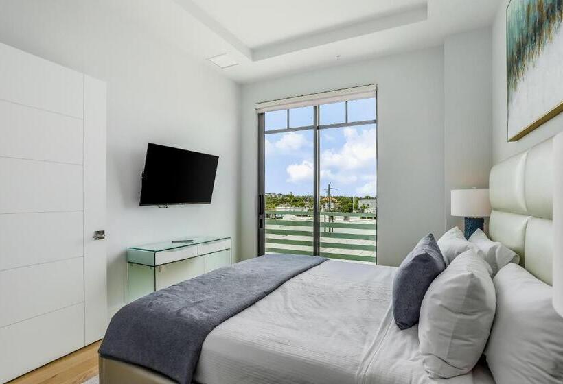 Отель The Heart Of Naples