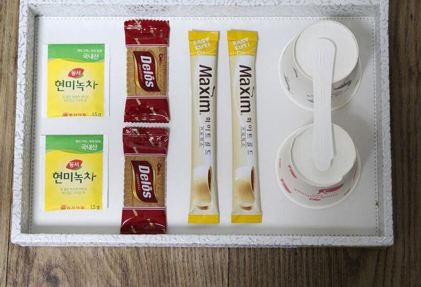 فندق Yeosu Midas