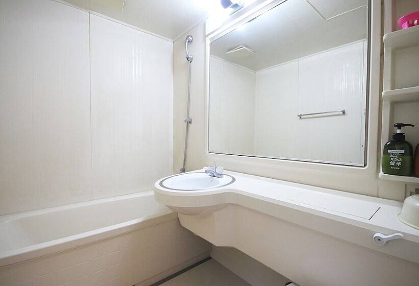 فندق Yeosu Midas