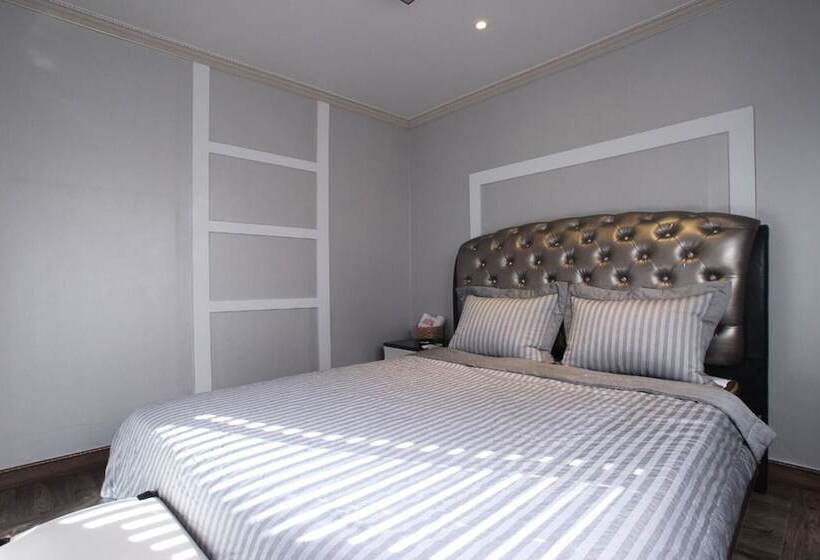 فندق Yeosu Midas