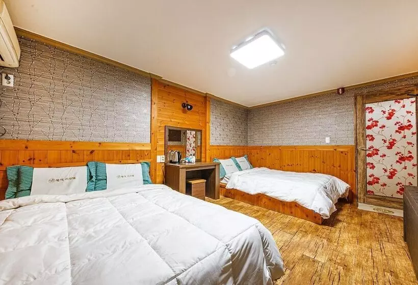 Buan Gyeokpo Chaeseok Resotel Oakville