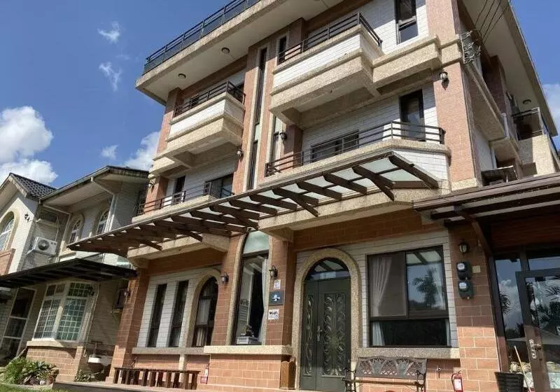 هتل Atayal Villa