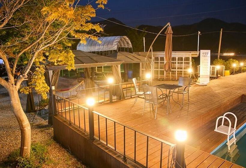Hotel Boeun Glamping