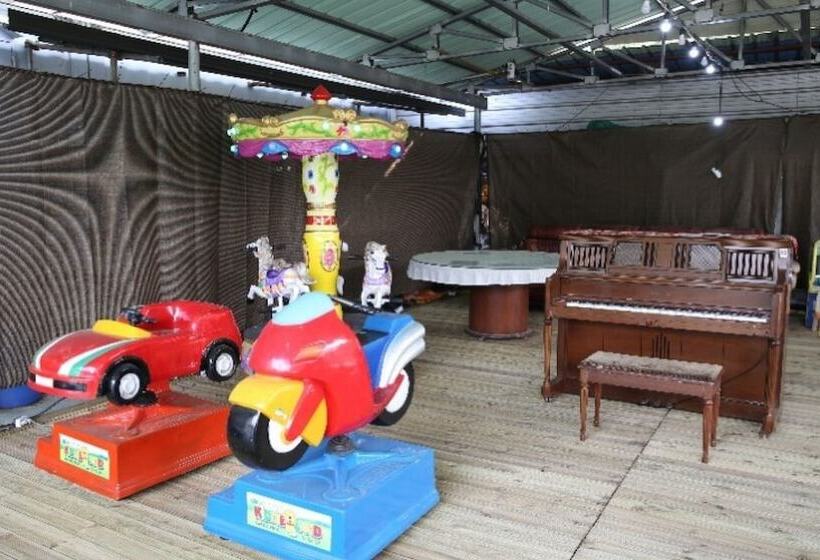 Hotel Boeun Glamping