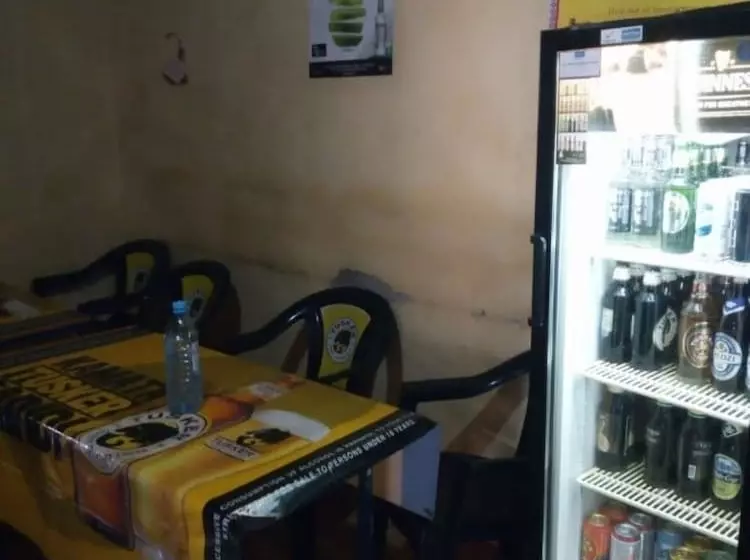 هتل Ebony Park Lounge