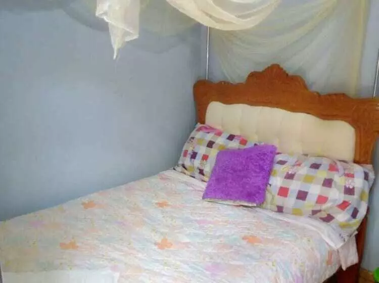 هتل Ebony Park Lounge