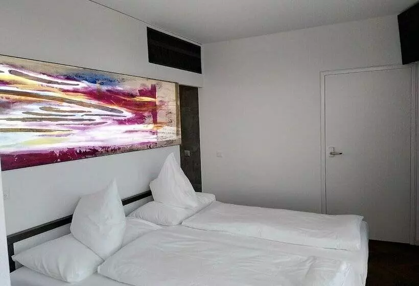 Hotelli Hirschen Oberkirch