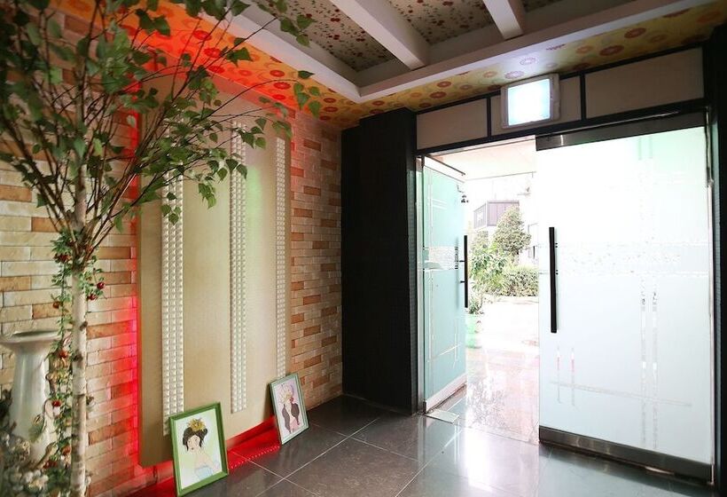 בית מלון כפרי Jeungpyeong Young Park