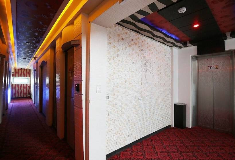 בית מלון כפרי Jeungpyeong Young Park