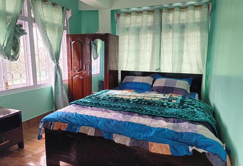 Отель Pinewood Tawang