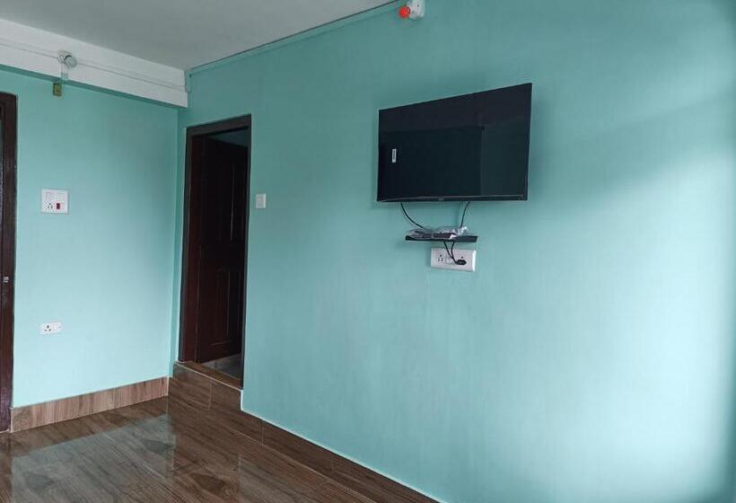 Отель Pinewood Tawang