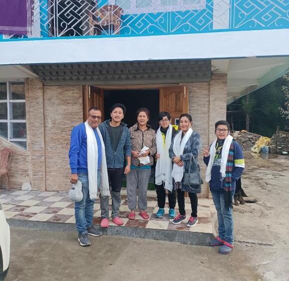 호텔 Pinewood Tawang