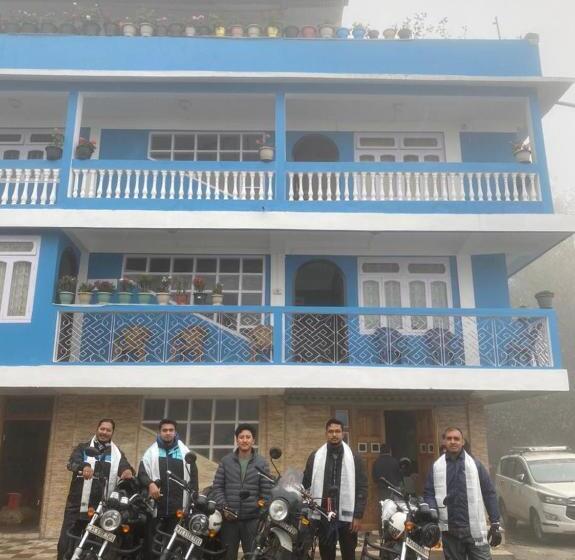 Отель Pinewood Tawang