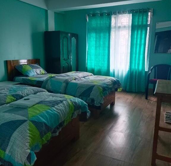 Отель Pinewood Tawang