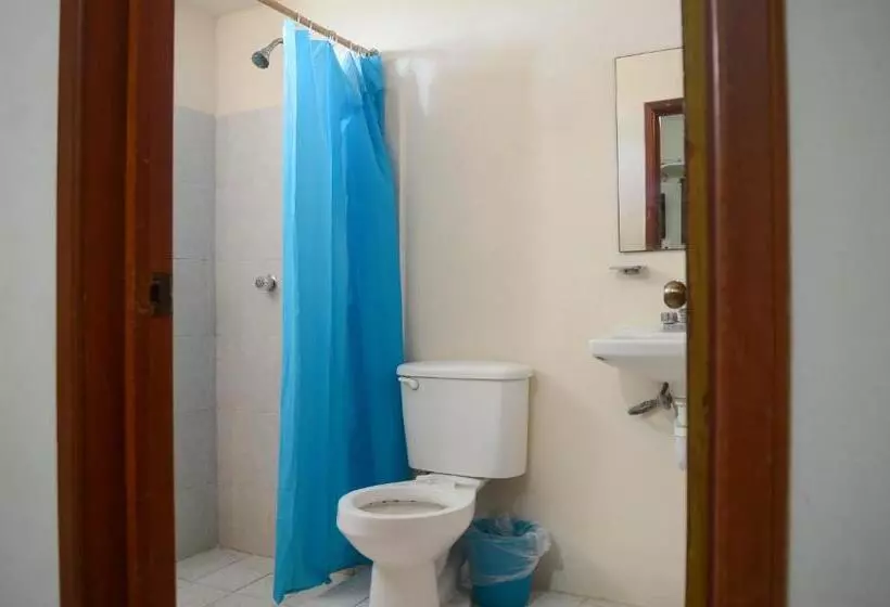 Hotelli Rosa Del Alba