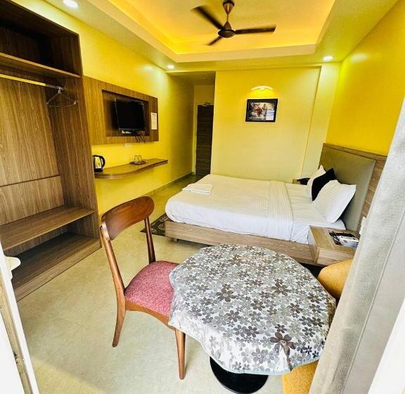 Отель Royal Beach International