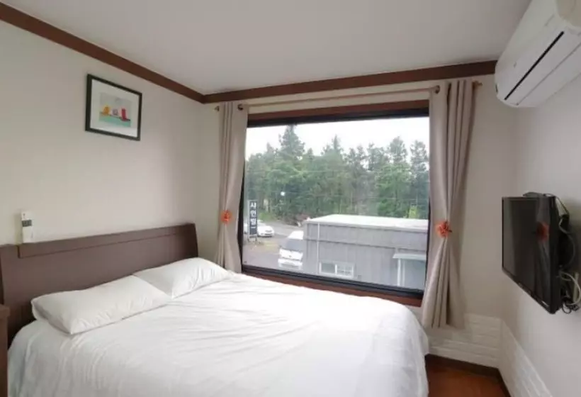 ホテル Seogwipo Shineville Pension
