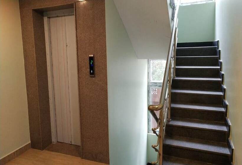 Отель Sv Dream Stay