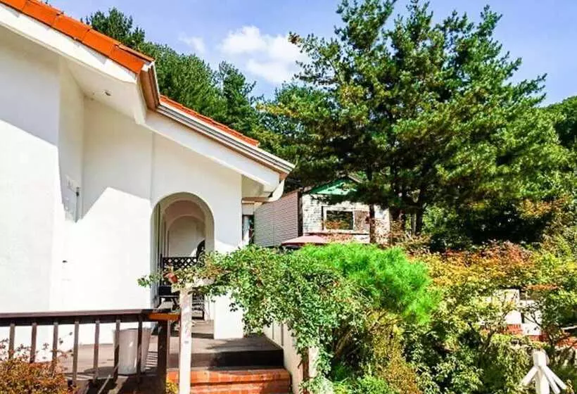 Hotelli Yangpyeong Notobook Pension