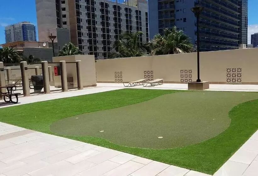 Waikiki Kuhio 1 Bedrm Apt, Ocean View, Free Parking & Wifi