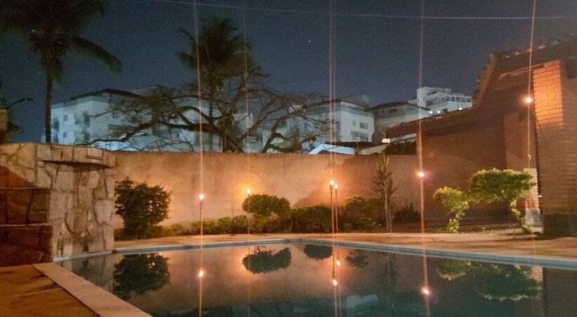 Otel Cantinho Primavera Caraguatatuba