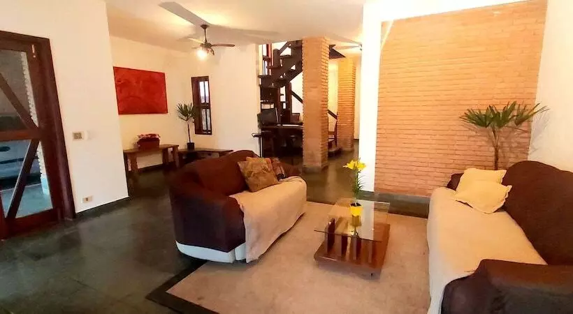 Hotelli Cantinho Primavera   Caraguatatuba