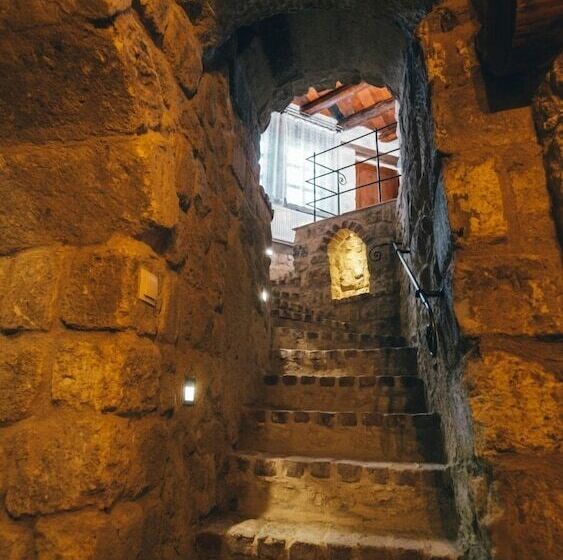 هتل Cappadocia Old Houses