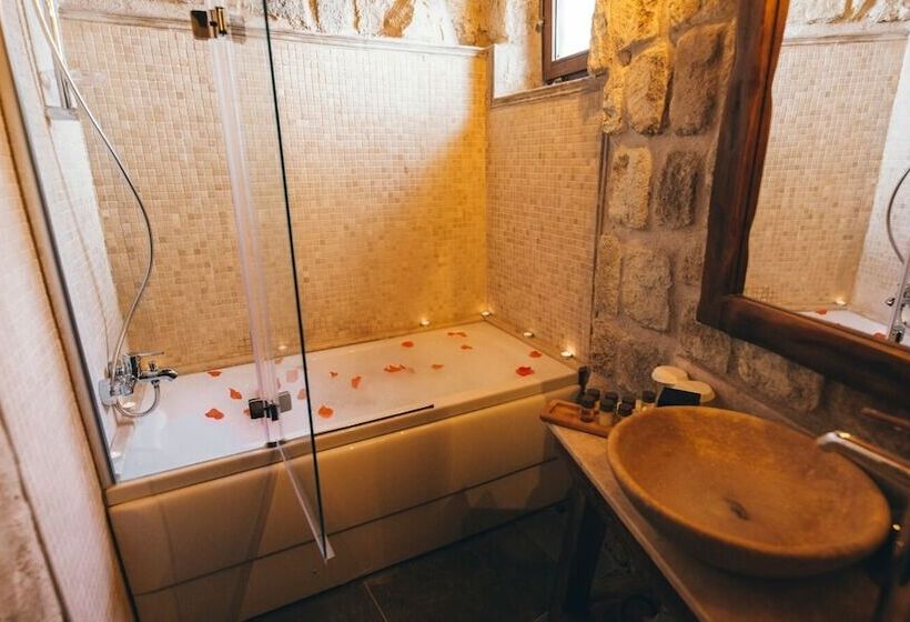 هتل Cappadocia Old Houses