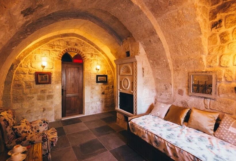 هتل Cappadocia Old Houses