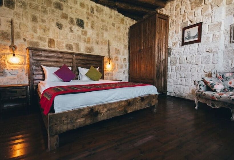 هتل Cappadocia Old Houses