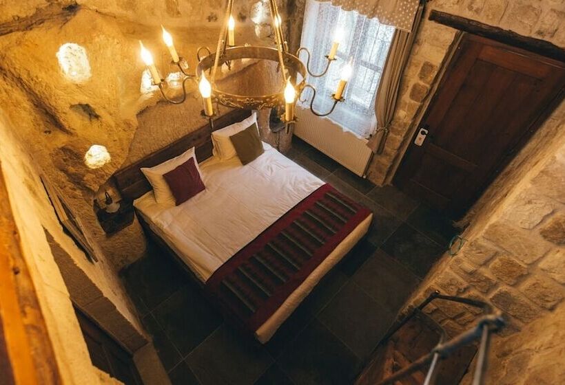 هتل Cappadocia Old Houses