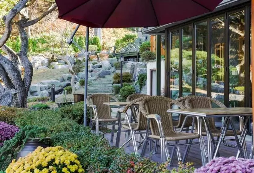 Hotelli Gongju Solhyang Pension