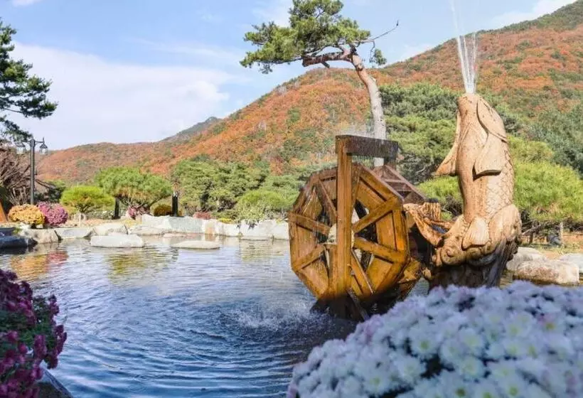 Hotelli Gongju Solhyang Pension