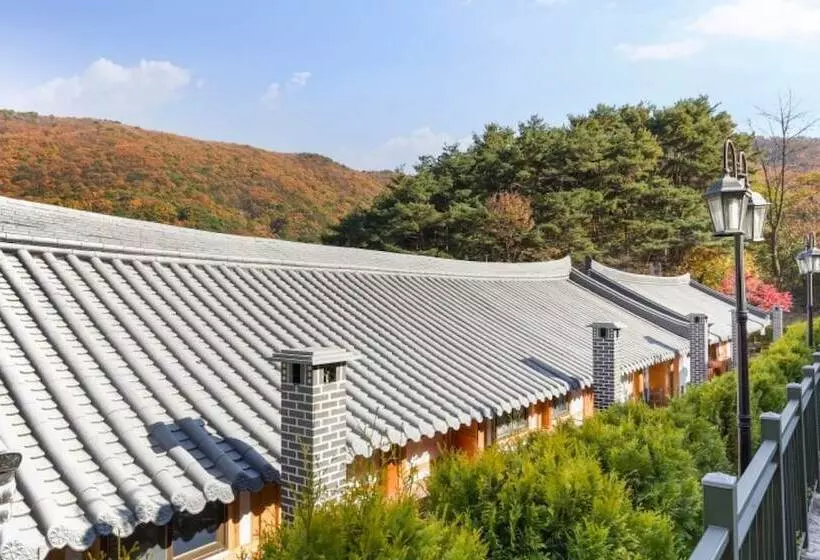 Hotelli Gongju Solhyang Pension