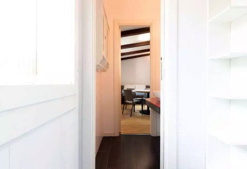 Hotelli Milan Retreats Duomo Suites