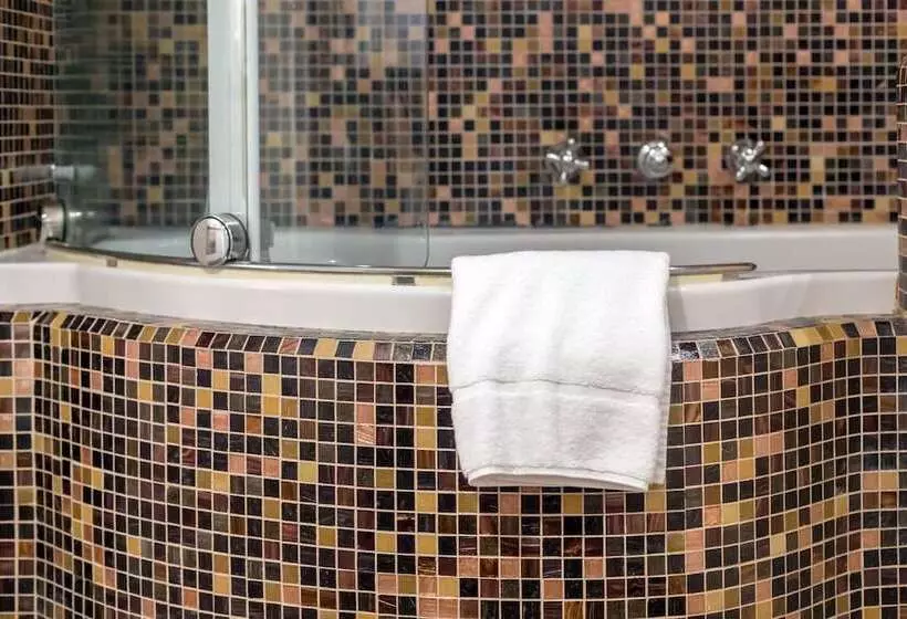 Hotelli Milan Retreats Duomo Suites