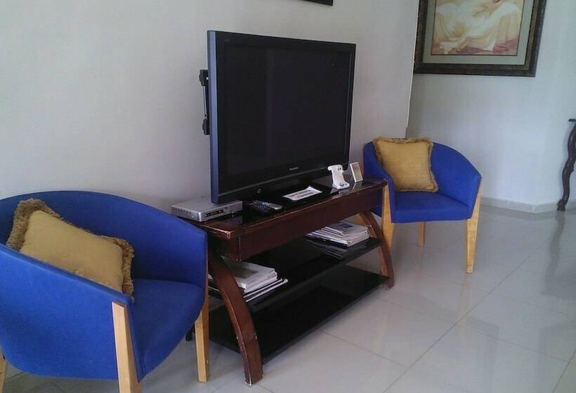 هتل & Restaurant Nuevo Amanecer